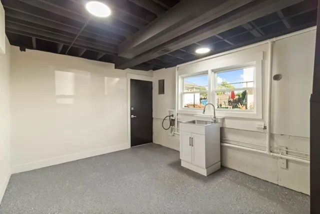 $384,000 | 11756 South Leamington Avenue, Alsip, IL 60803