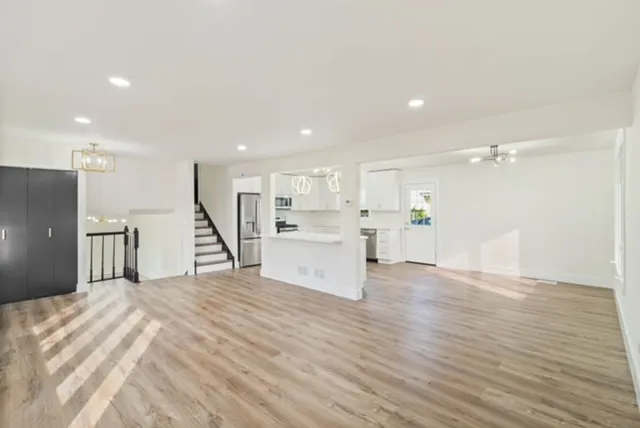 $384,000 | 11756 South Leamington Avenue, Alsip, IL 60803