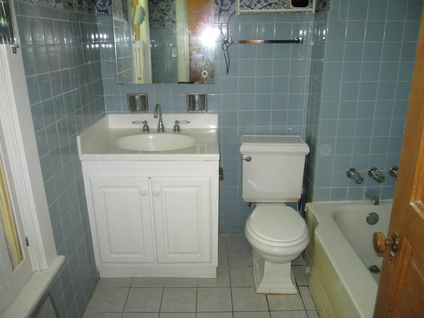 124 Gage Road Riverside, IL 60546 - Photo 32 of 37