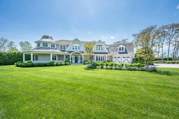 $275,000 | 475 David Whites Lane, Southampton, NY 11968