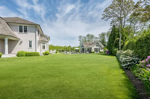 a front view of house with yard