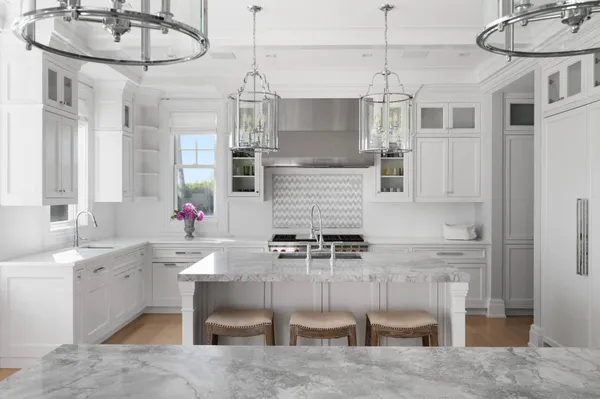 $275,000 | 475 David Whites Lane, Southampton, NY 11968