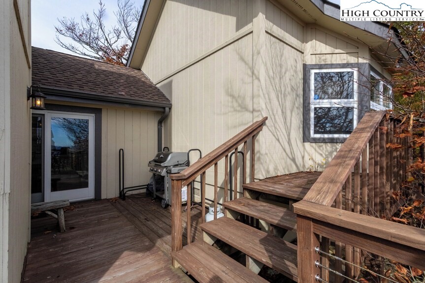 126 Oz Road Beech Mountain, NC 28604 - Photo 40 of 50 a view of deck with patio and wooden floor