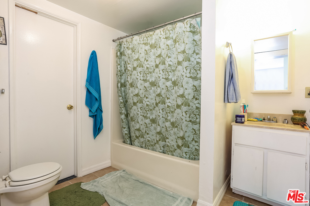 705 Brooks Avenue Venice, CA 90291 - Photo 38 of 44