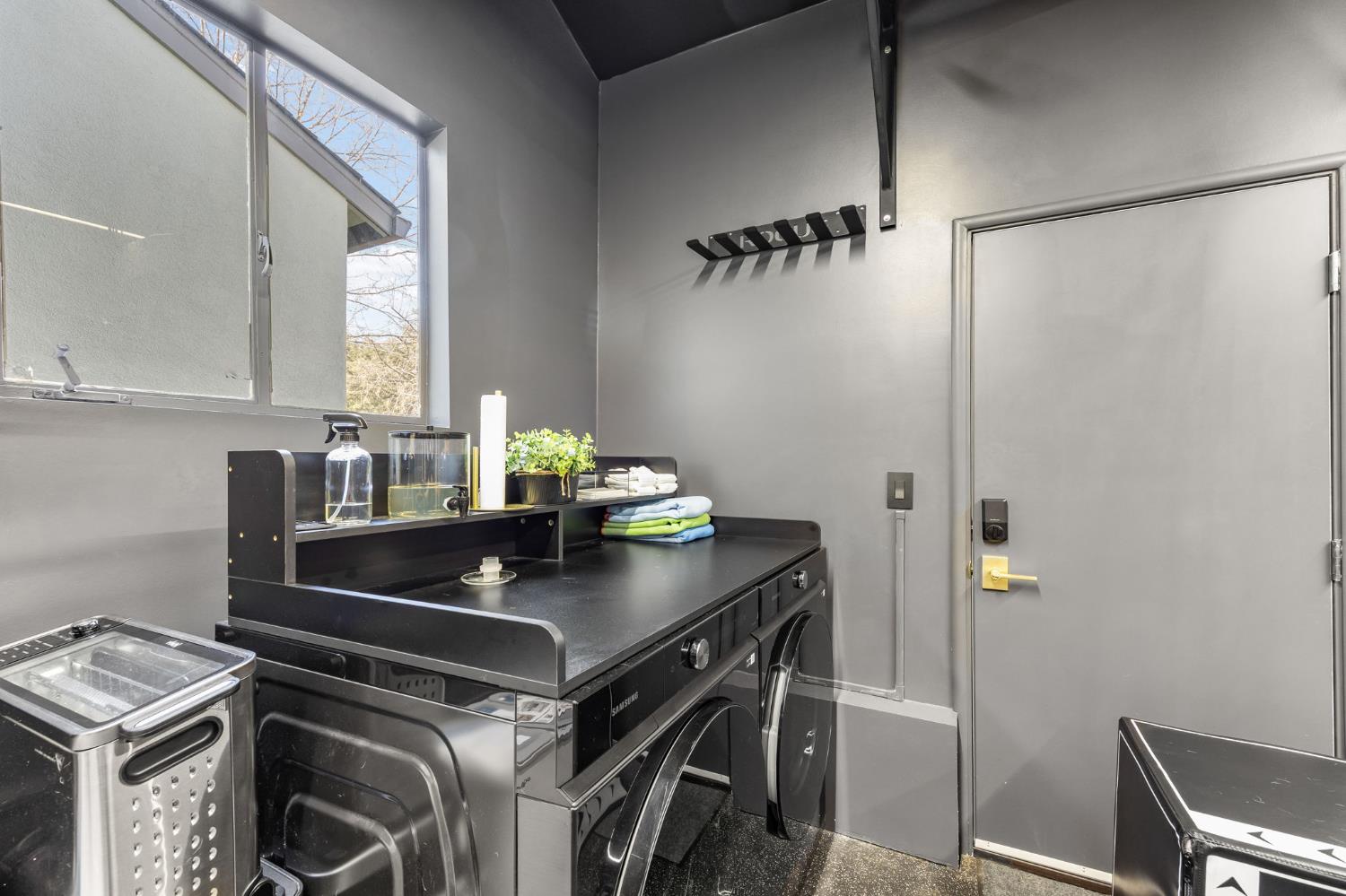 601 J Street Davis, CA 95616 - Photo 22 of 31