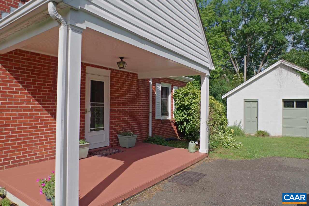 88 Court Street Lovingston, VA 22949 - Photo 36 of 44 a front view of a house with garden