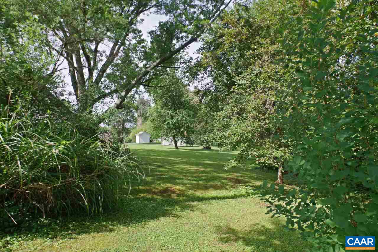 88 Court Street Lovingston, VA 22949 - Photo 40 of 44 a view of a lush green space