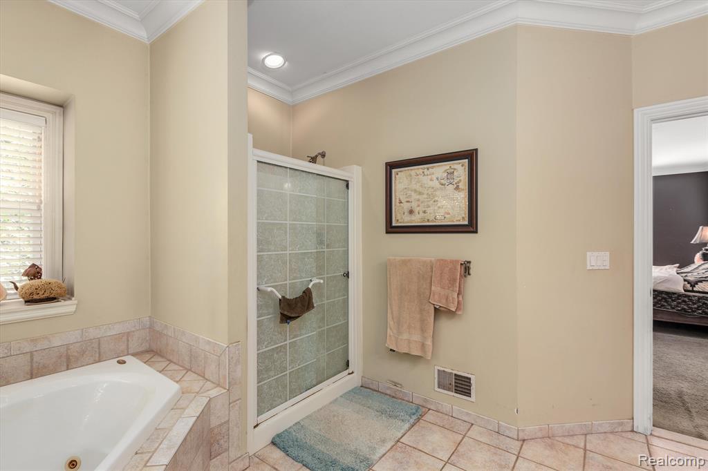 2633 Black Eagle Ridge Howell, MI 48843 - Photo 24 of 39
