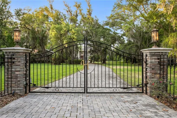 $5,400,000 | 9205 Post Road, Odessa, FL 33556