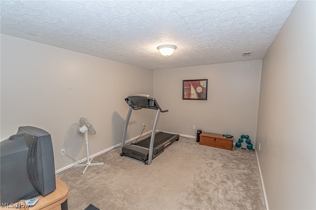 5901 Oak Point Road Lorain, OH 44053 - Photo 33 of 35 Gallery Image 33