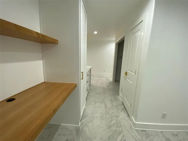 a view of walk in closet