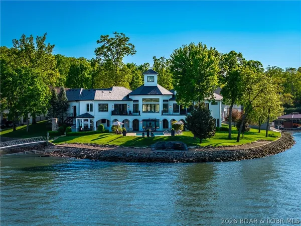 $6,500,000 | 74 Via Preminenta, Sunrise Beach, MO 65079