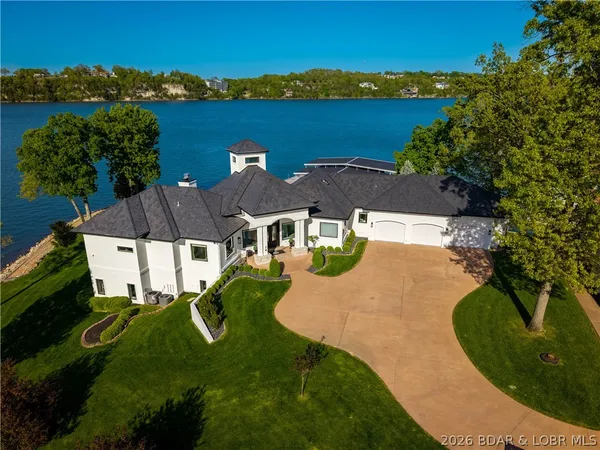 $6,500,000 | 74 Via Preminenta, Sunrise Beach, MO 65079