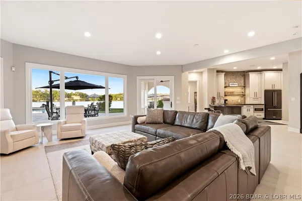 $6,500,000 | 74 Via Preminenta, Sunrise Beach, MO 65079