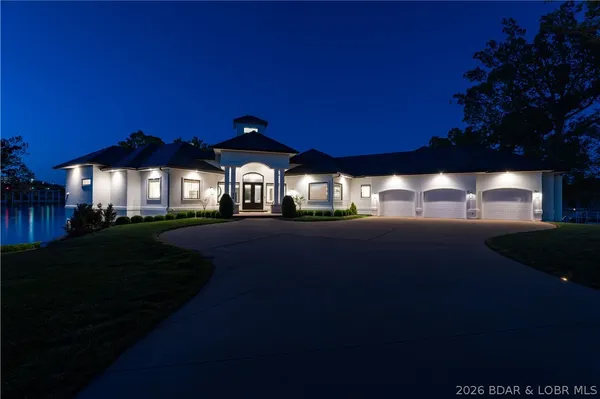 $6,500,000 | 74 Via Preminenta, Sunrise Beach, MO 65079