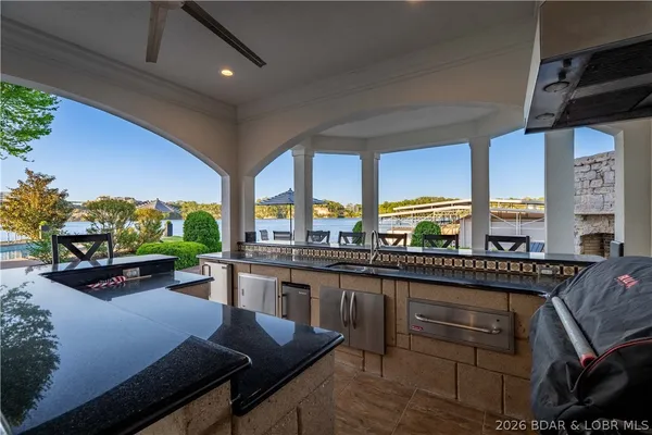 $6,500,000 | 74 Via Preminenta, Sunrise Beach, MO 65079