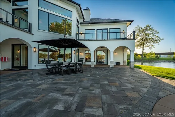$6,500,000 | 74 Via Preminenta, Sunrise Beach, MO 65079