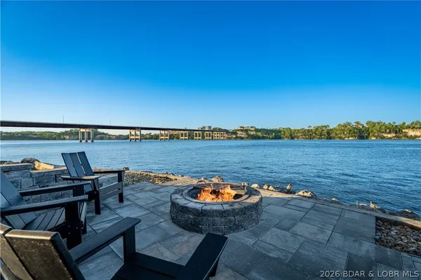 $6,500,000 | 74 Via Preminenta, Sunrise Beach, MO 65079