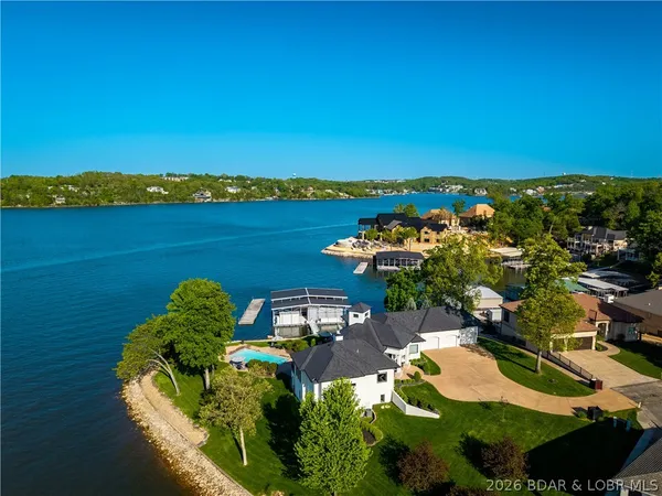 $6,500,000 | 74 Via Preminenta, Sunrise Beach, MO 65079