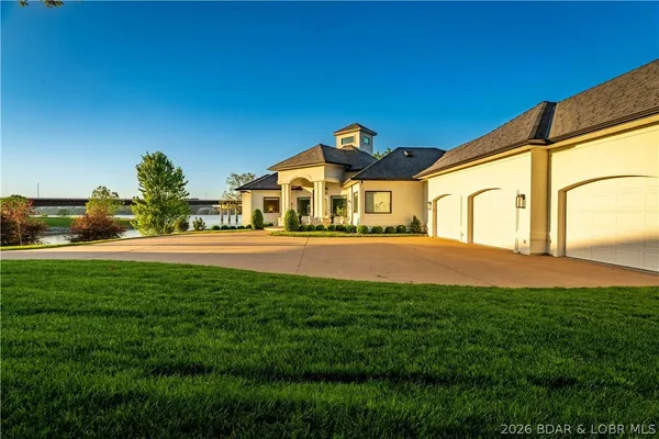 $6,500,000 | 74 Via Preminenta, Sunrise Beach, MO 65079