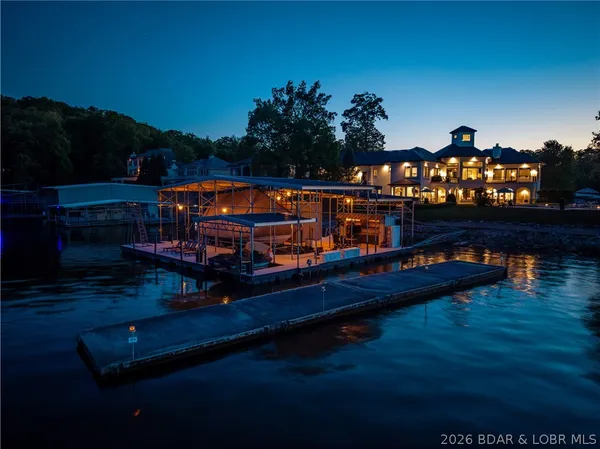 $6,500,000 | 74 Via Preminenta, Sunrise Beach, MO 65079