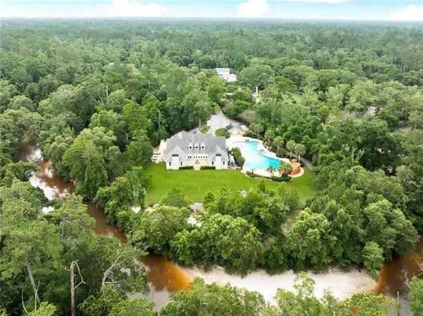 $1,895,000 | 9 Magnolia Gardens Drive, Covington, LA 70435