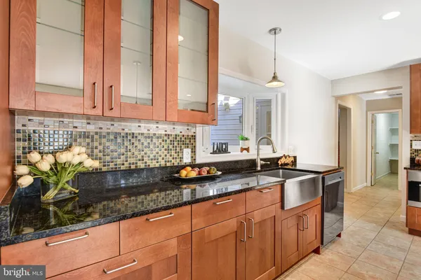 $1,150,000 | 9720 Five Oaks Road, Fairfax, VA 22031