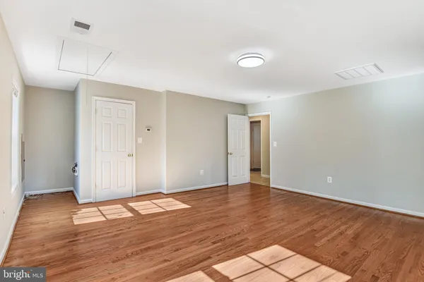 $1,150,000 | 9720 Five Oaks Road, Fairfax, VA 22031