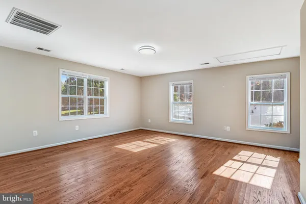 $1,150,000 | 9720 Five Oaks Road, Fairfax, VA 22031