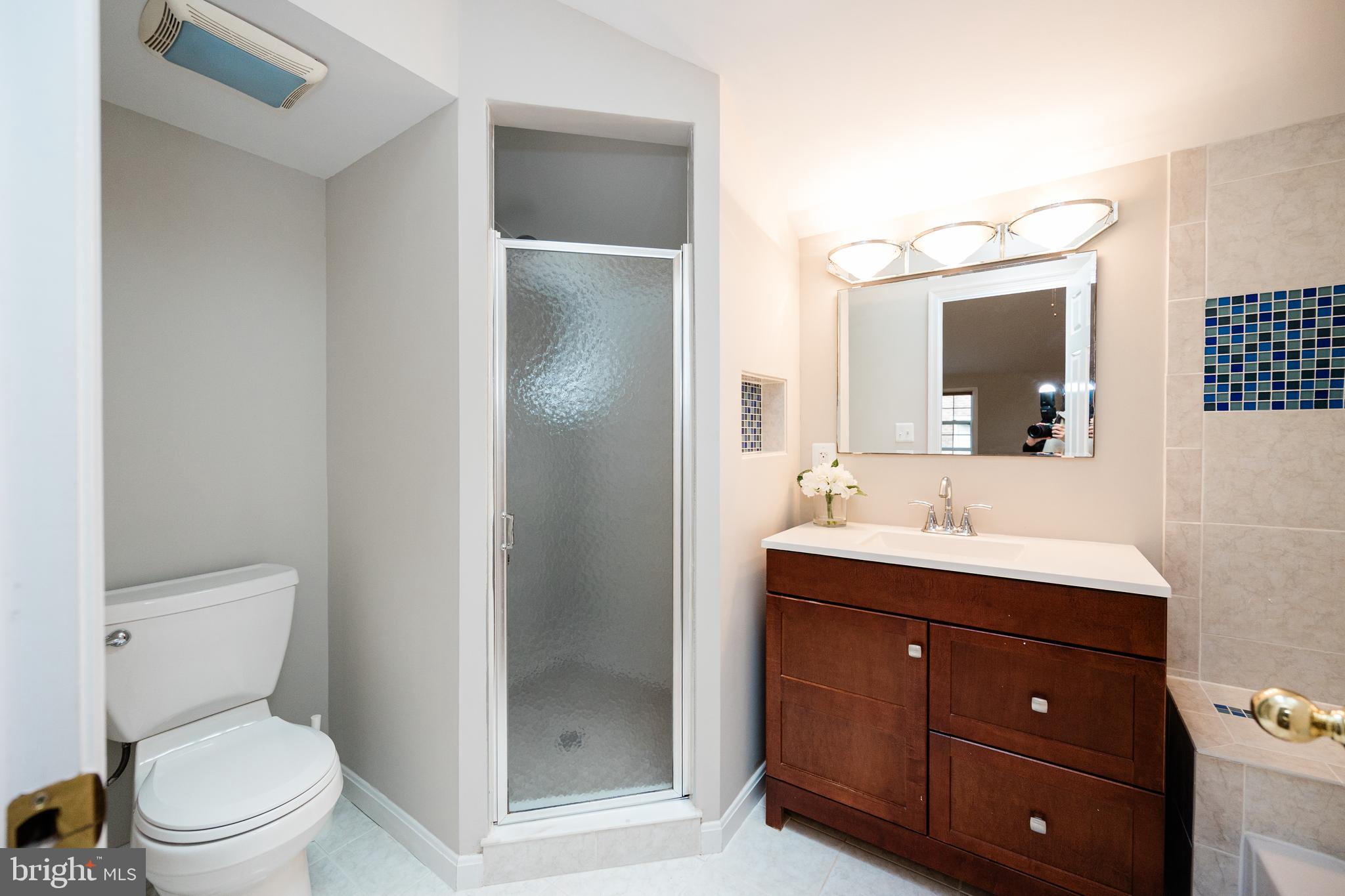 9720 Five Oaks Road Fairfax, VA 22031 - Photo 55 of 91 Upper floor master bathroom with shower stall