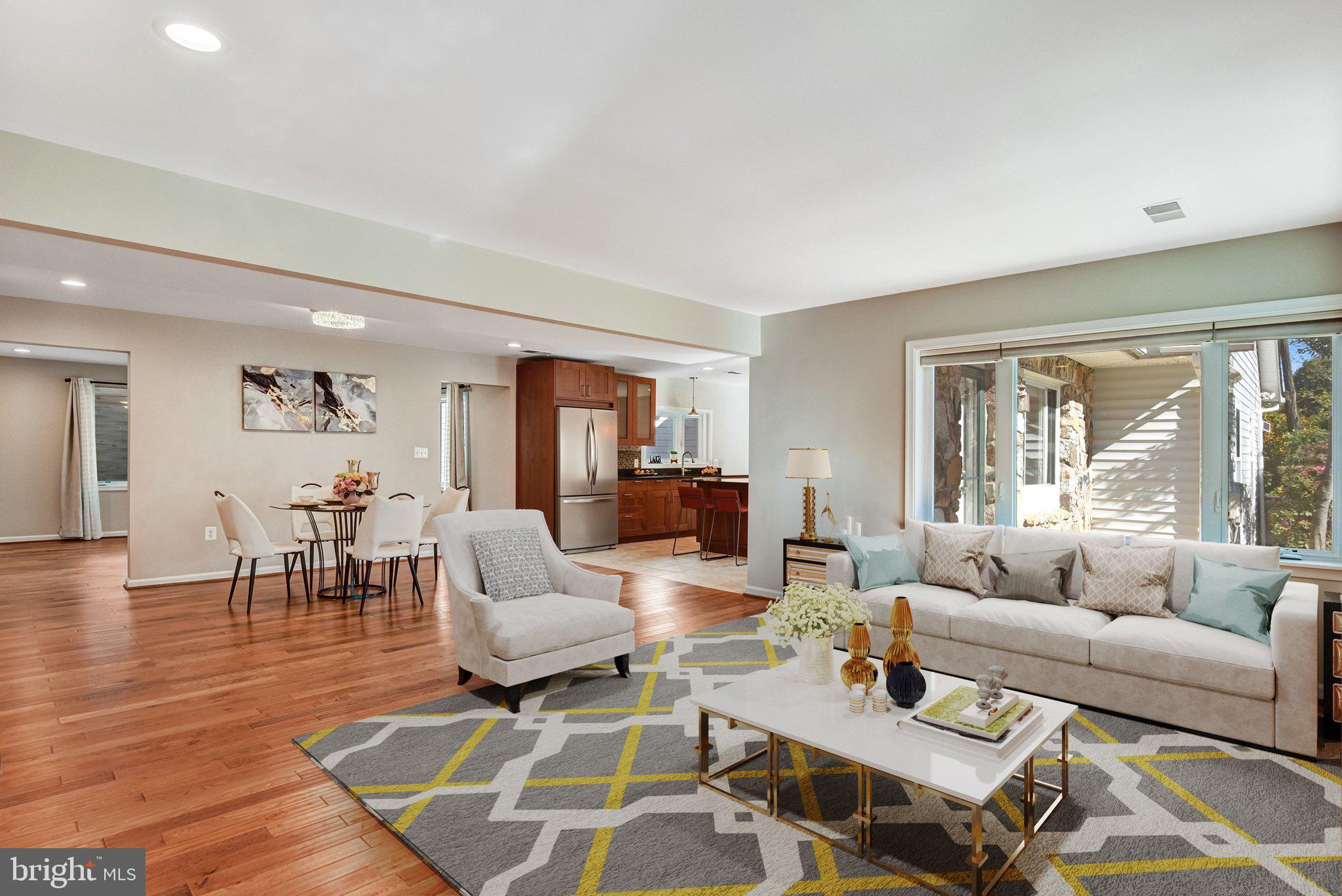 9720 Five Oaks Road Fairfax, VA 22031 - Photo 7 of 91 Virtually staged living room