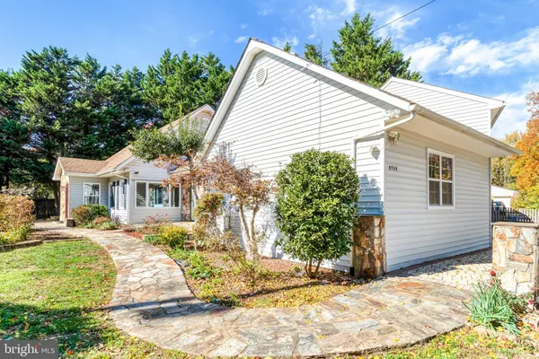 $1,150,000 | 9720 Five Oaks Road, Fairfax, VA 22031