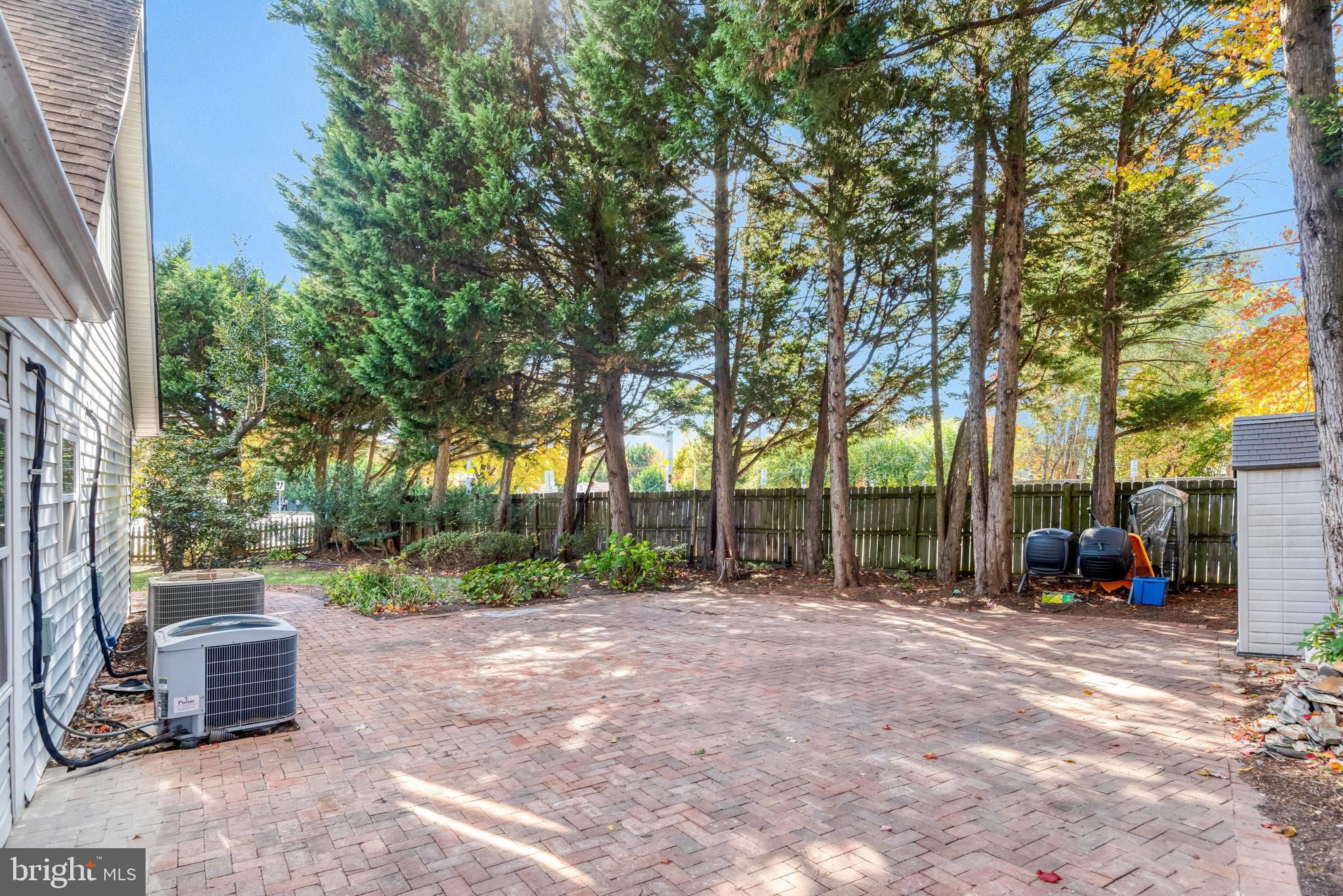 9720 Five Oaks Road Fairfax, VA 22031 - Photo 79 of 91 Side yard brick patio