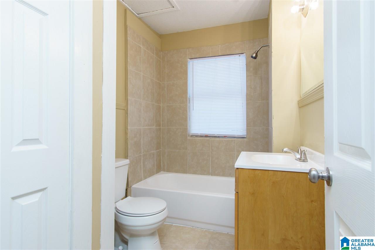 709 9th Street Pleasant Grove, AL 35127 - Photo 9 of 30
