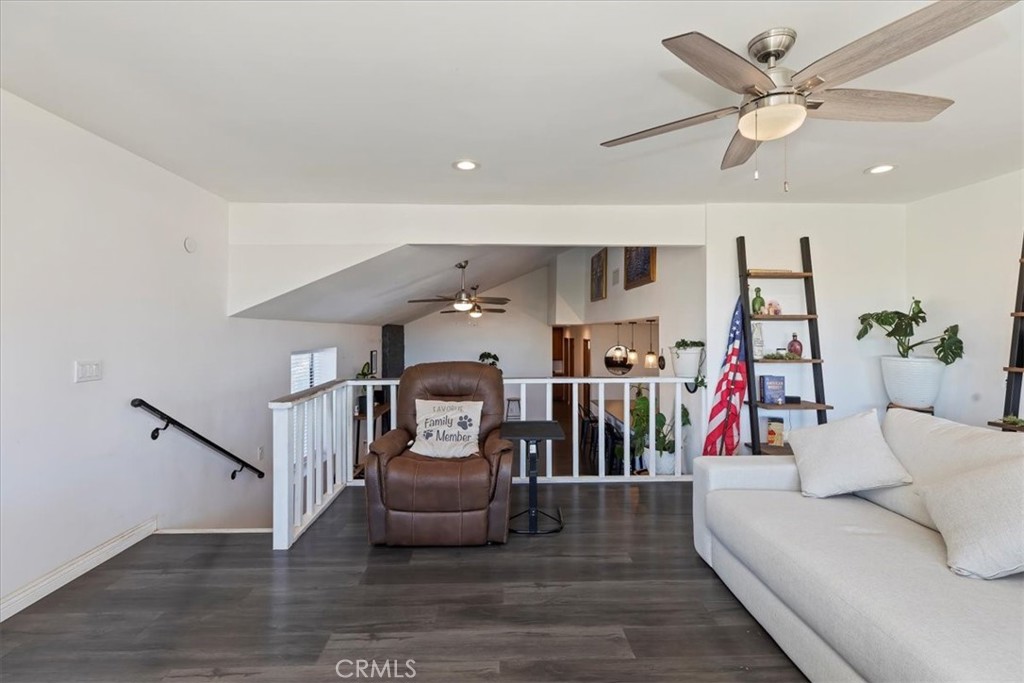 14421 Laurel Drive Riverside, CA 92503 - Photo 23 of 62