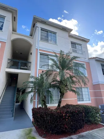 $279,000 | 2309 Myrtlewood Circle East, Unit 2309, Palm Beach Gardens, FL 33418