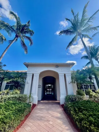 $269,900 | 2309 Myrtlewood Circle East, Unit 2309, Palm Beach Gardens, FL 33418