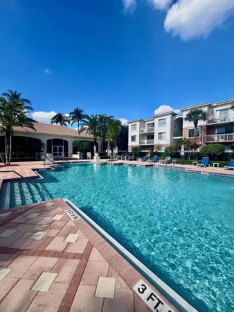 $269,900 | 2309 Myrtlewood Circle East, Unit 2309, Palm Beach Gardens, FL 33418