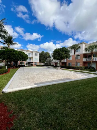 $269,900 | 2309 Myrtlewood Circle East, Unit 2309, Palm Beach Gardens, FL 33418