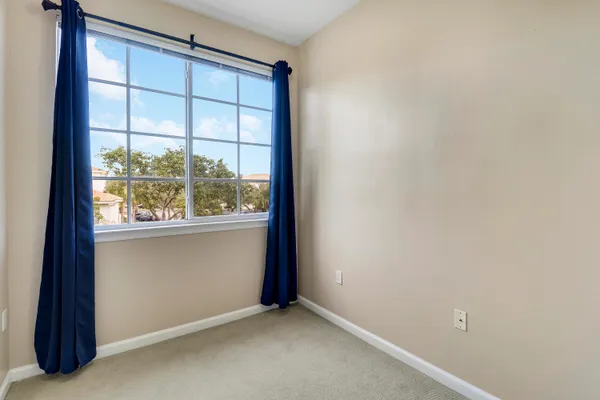 $269,900 | 2309 Myrtlewood Circle East, Unit 2309, Palm Beach Gardens, FL 33418