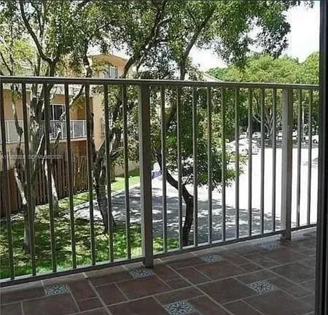 $2,400 | 14907 Southwest 80th Street, Unit 205, Miami, FL 33193