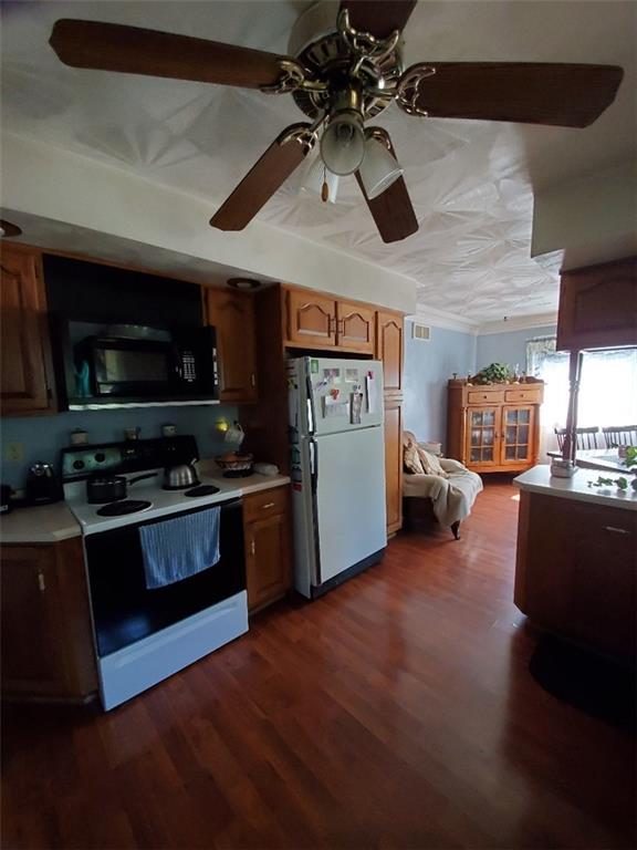 151 Delwood Road Butler, PA 16001 - Photo 4 of 22 Gallery Image 4