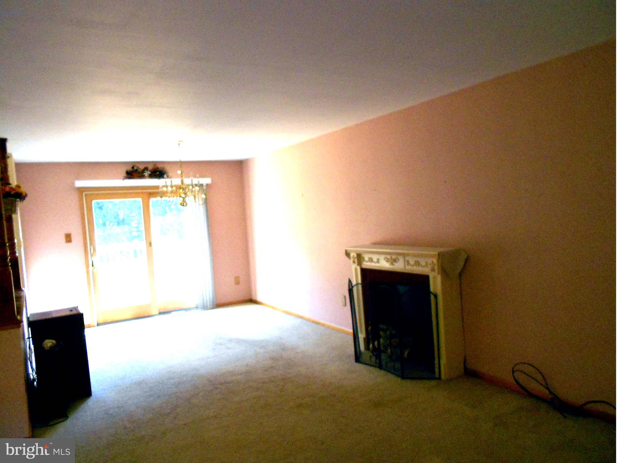 4314 Utz Road Hampstead, MD 21074 - Photo 3 of 19 Interior (General)