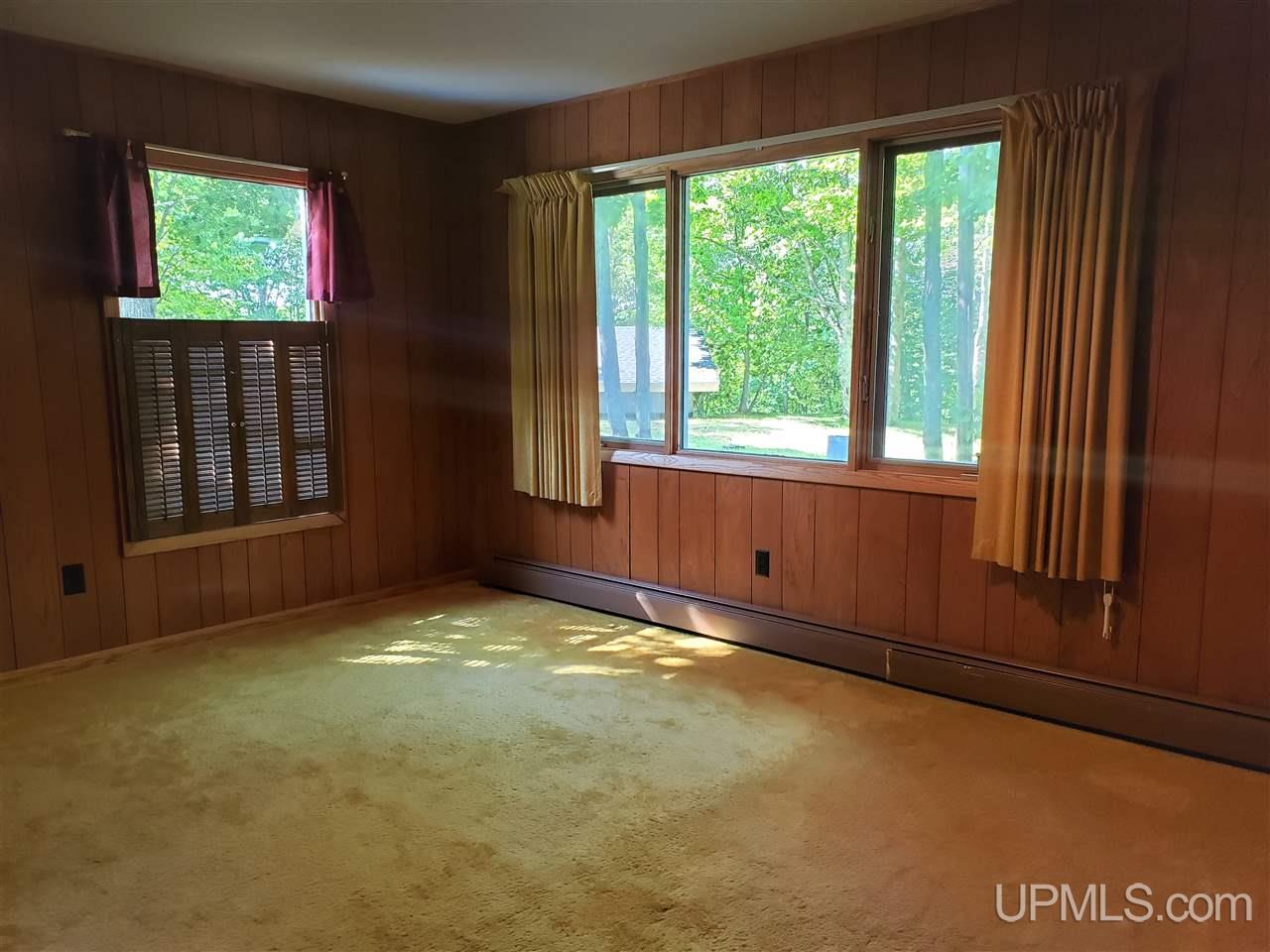 19334 Demotts Road Hancock, MI 49930 - Photo 27 of 48