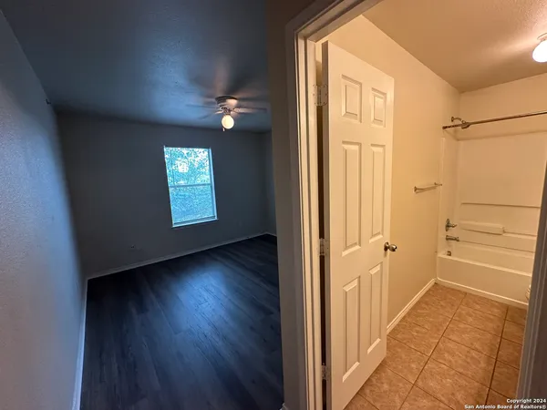 $1,150 | 7303 Longing Trail, Unit 2, San Antonio, TX 78244