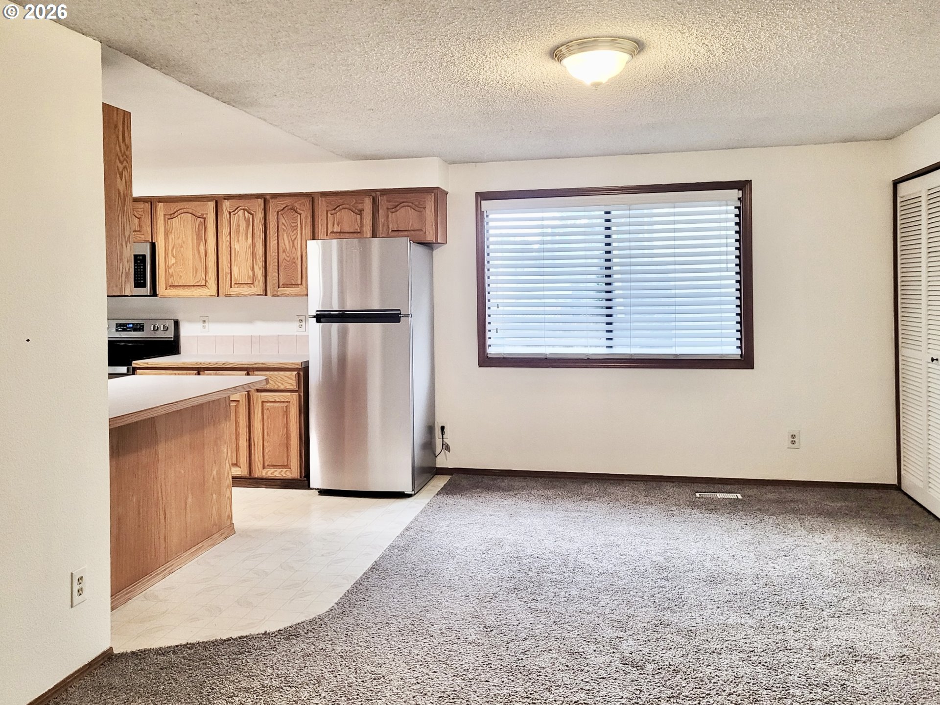 2715 Southwest 31st Street Gresham, OR 97080 - Photo 14 of 35