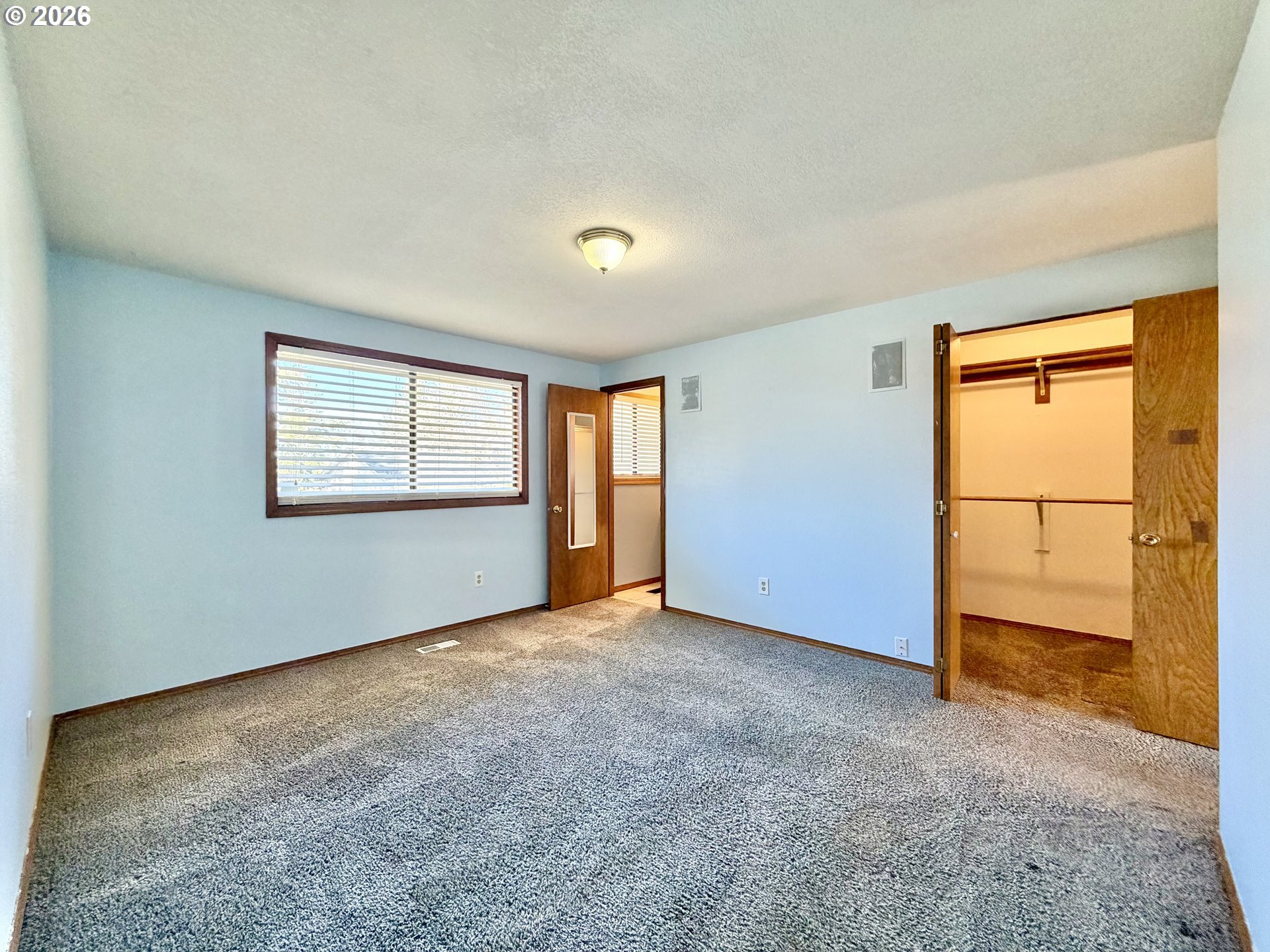 2715 Southwest 31st Street Gresham, OR 97080 - Photo 19 of 35