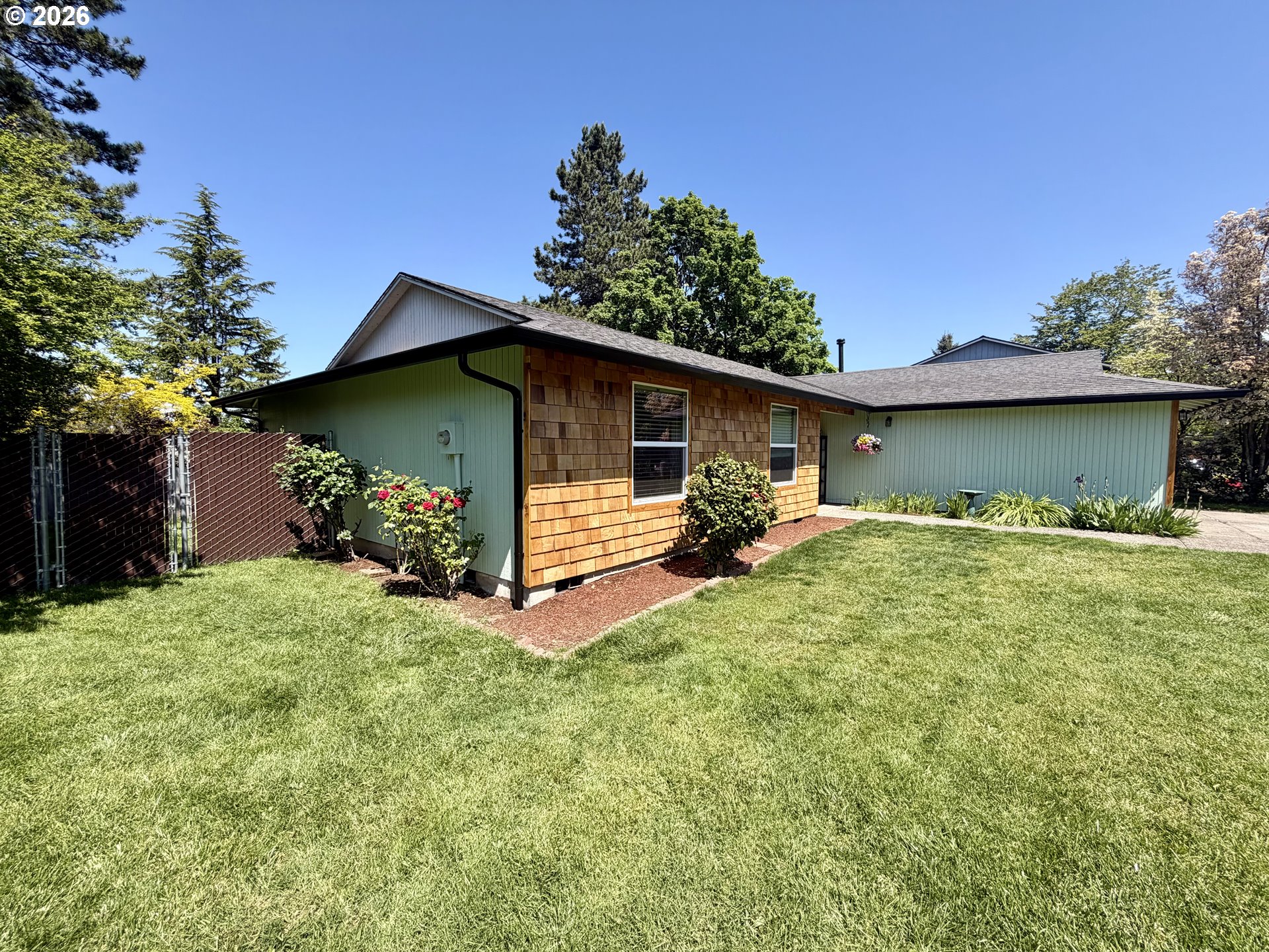2715 Southwest 31st Street Gresham, OR 97080 - Photo 28 of 35