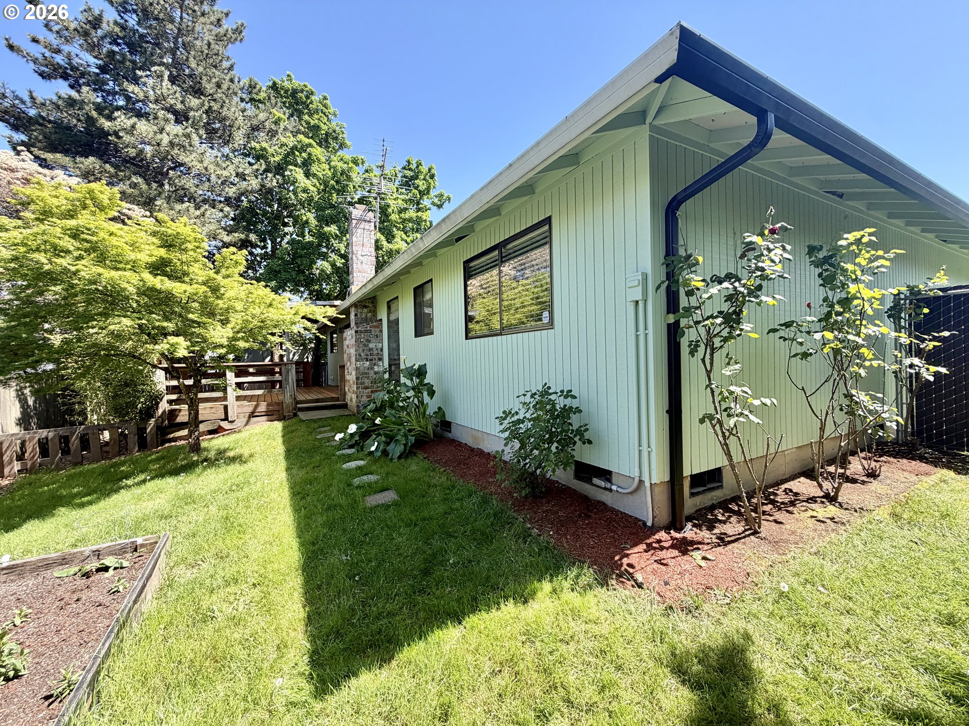 2715 Southwest 31st Street Gresham, OR 97080 - Photo 30 of 35