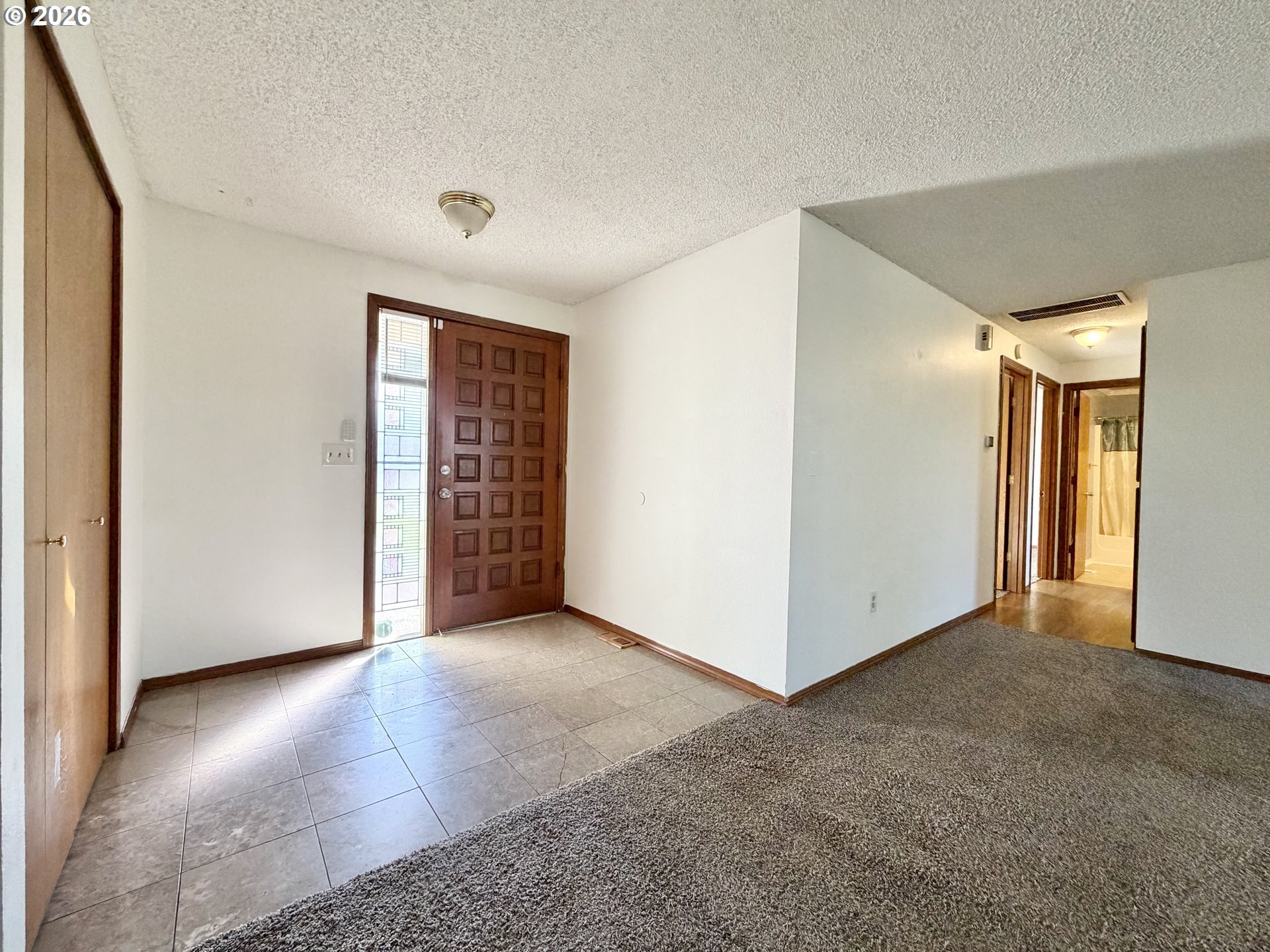 2715 Southwest 31st Street Gresham, OR 97080 - Photo 6 of 35